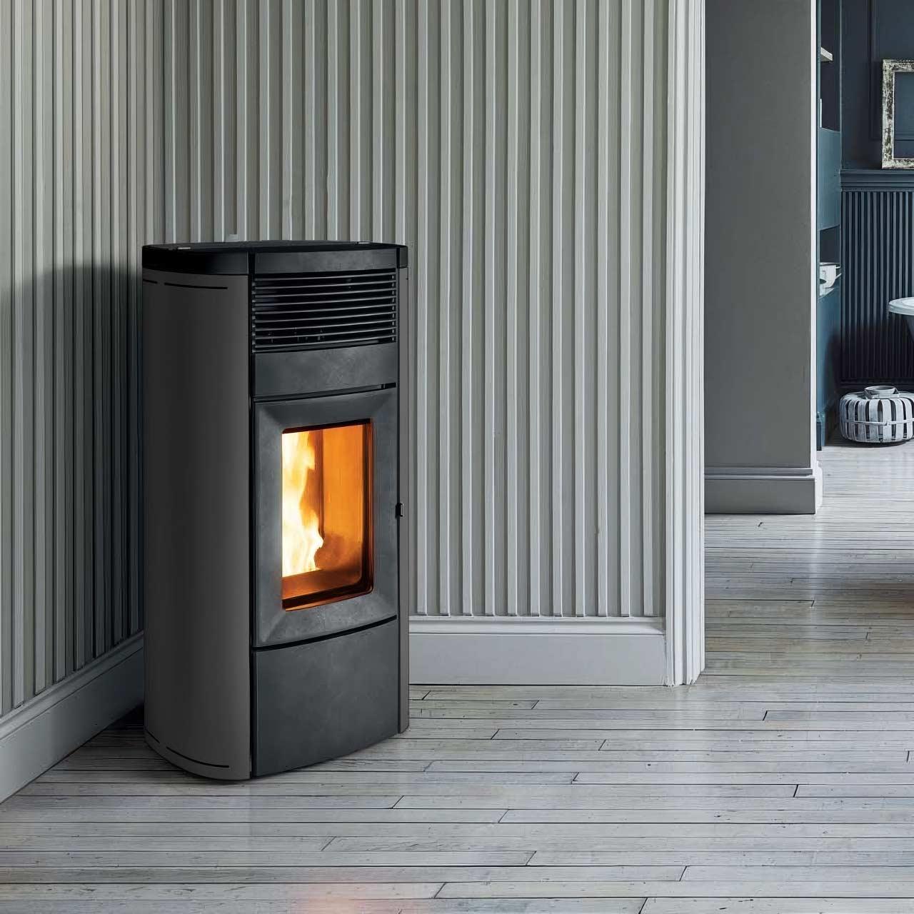 Pelletofen MCZ Musa Comfort Air Matic 12 Core R 12 kW - Ausführung: 313 Silver metal