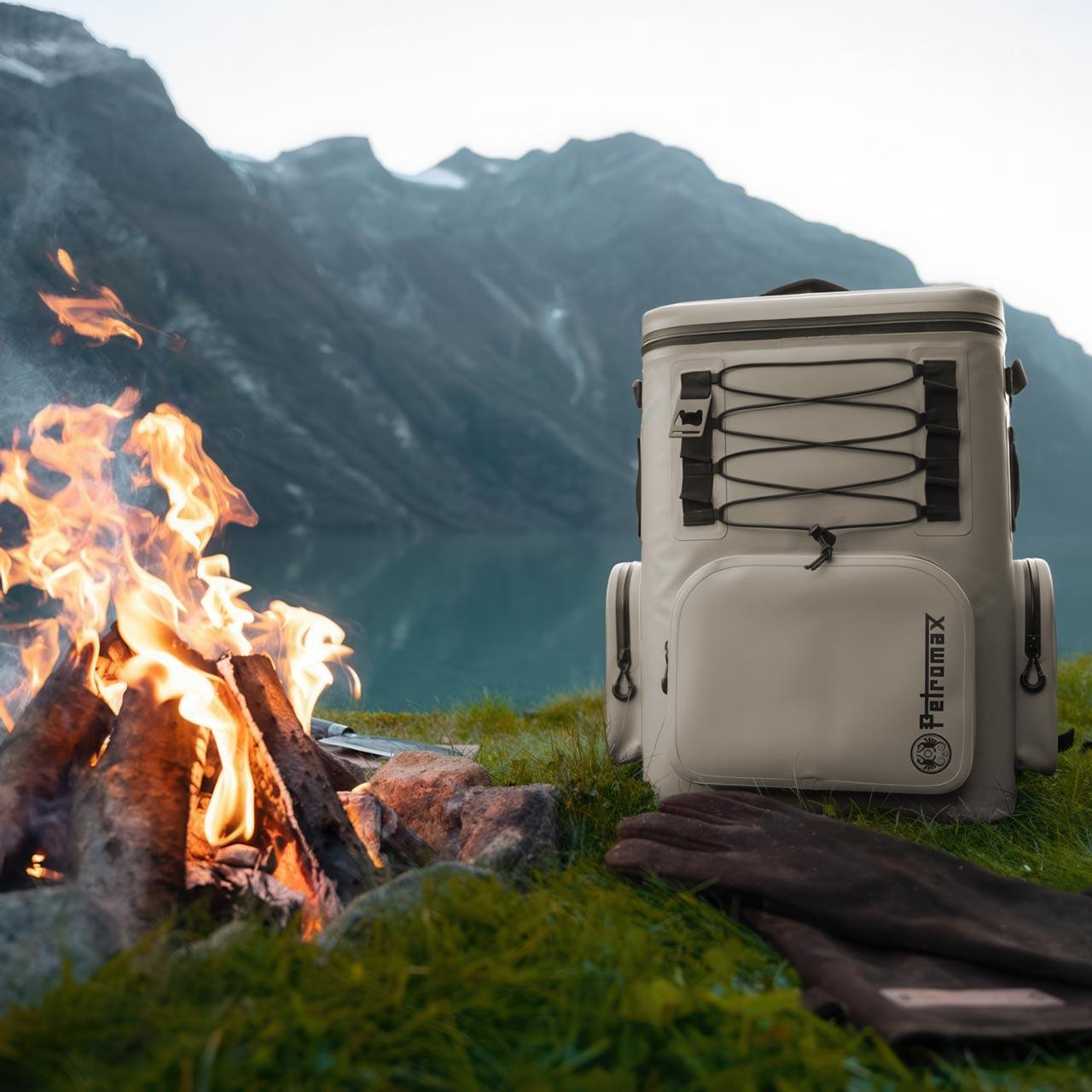 Petromax Kühlrucksack 27 Liter - Ausführung: Sand