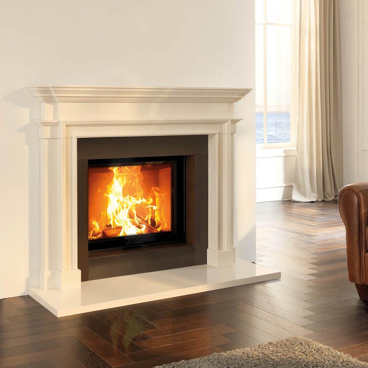 Kaminbausatz Camina N3 mit 9 kW - Naturstein: Crema Marfil - Feuerraumauskleidung: Schamotte weiß