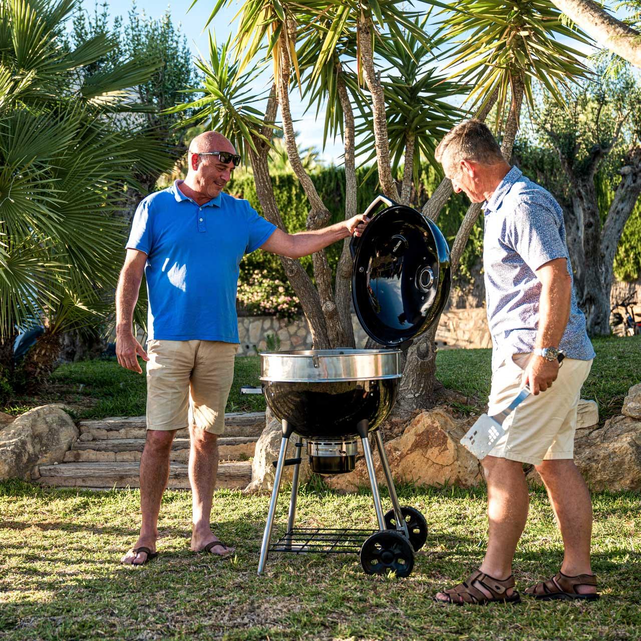 Kugelgrill Napoleon PRO22K-LEG-3, schwarz Holzkohlegrill DN 57 cm