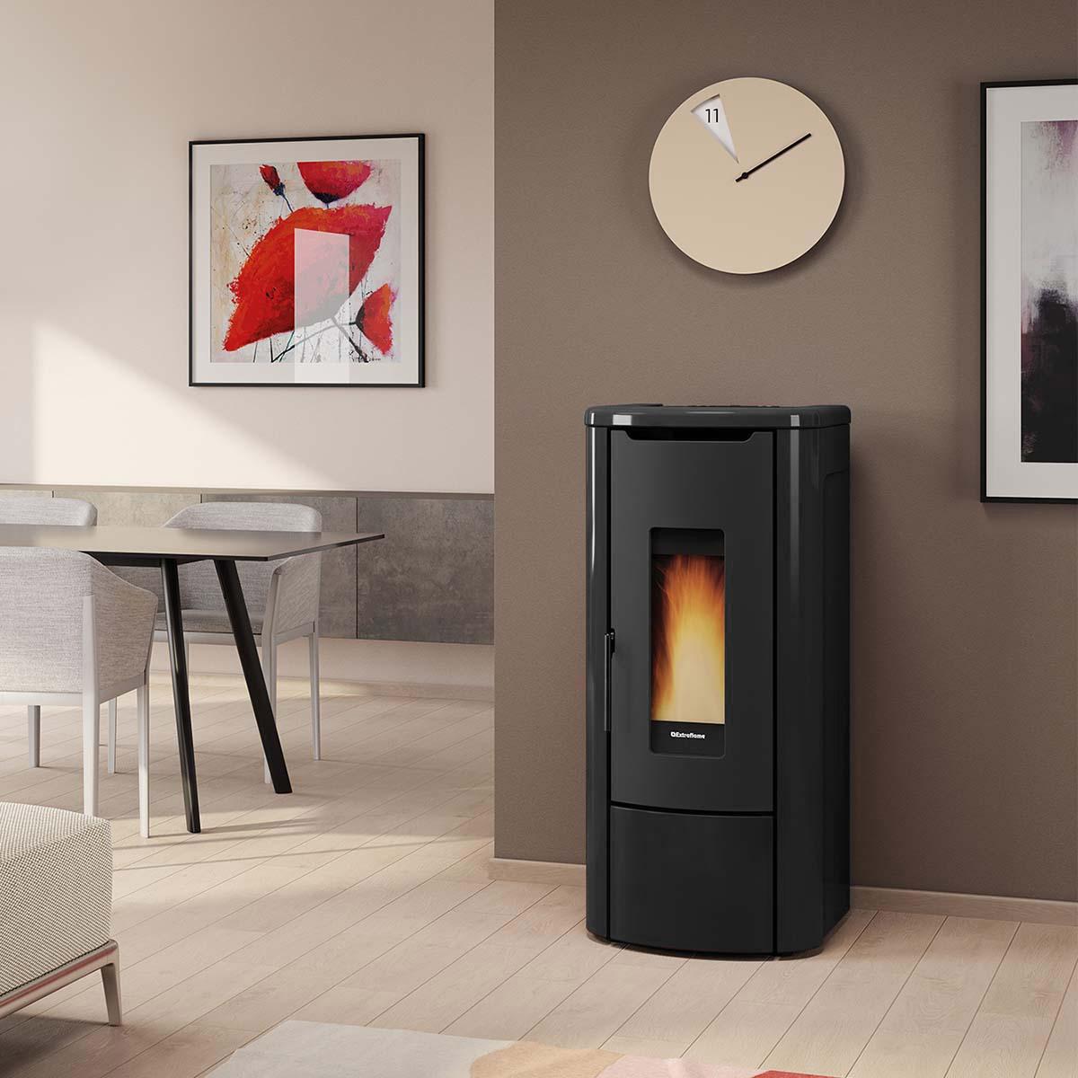 Pelletofen wasserführend Extraflame Prestige Line Rosanna Idro 5.0 mit 14,3 kW - Verkleidung: schwarz