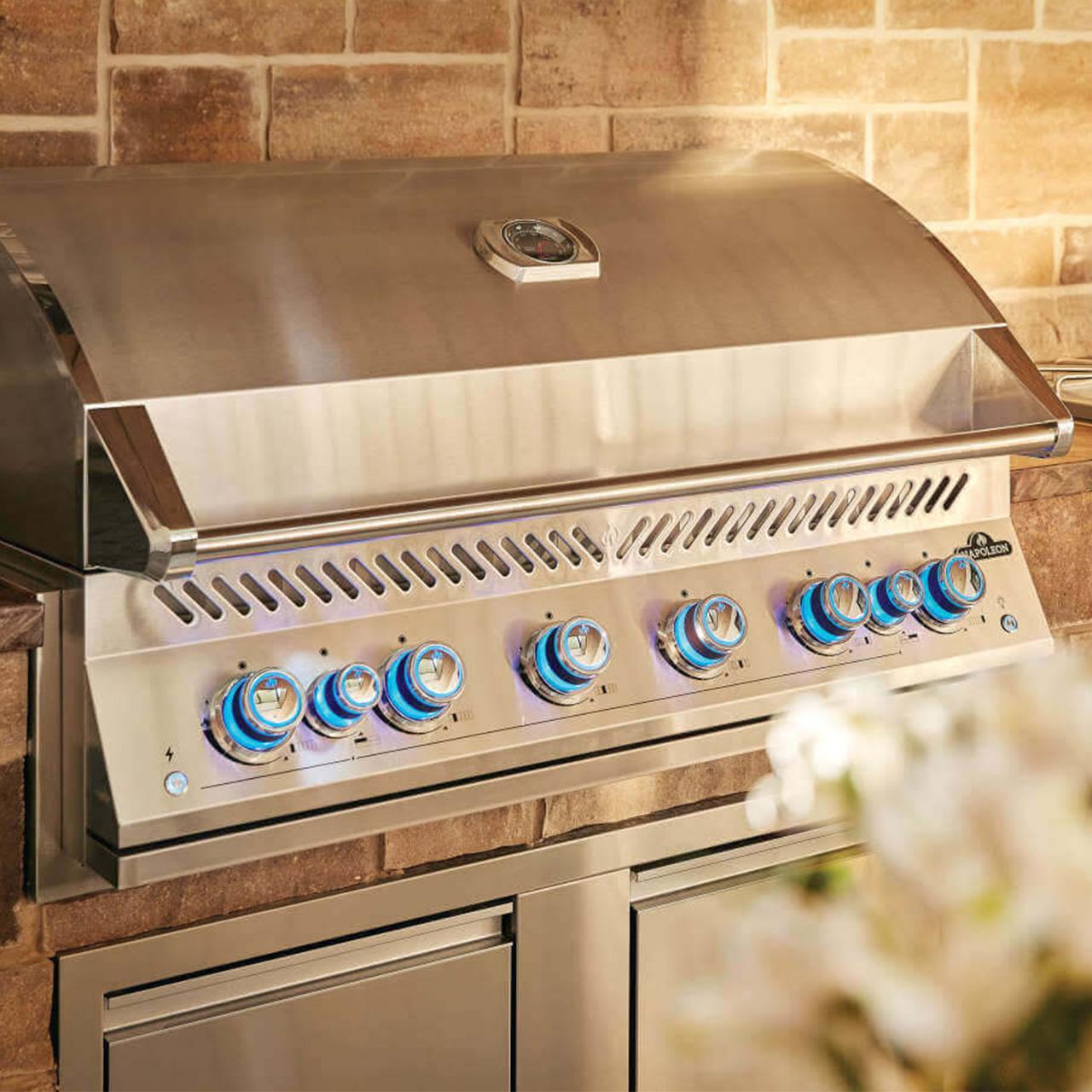 Napoleon Einbau Gasgrill 700-Series 44 Zoll Edelstahl BIG44RBPSS-1 für Outdoorküche inkl. Drehspieß