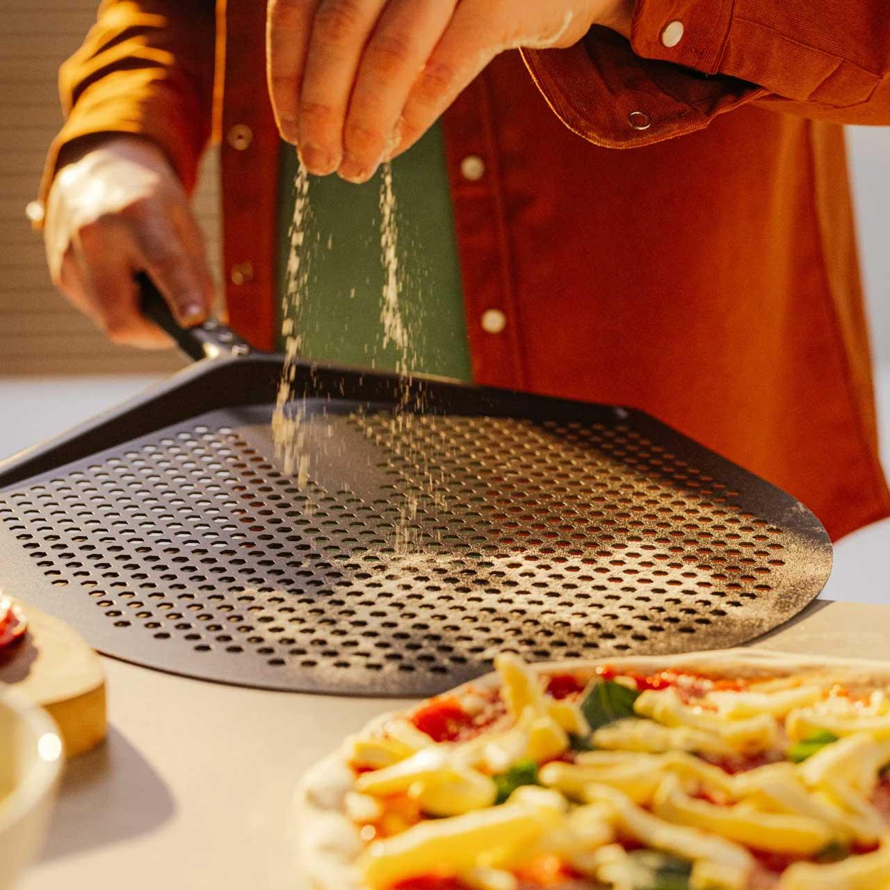 Pizzaofen-Zubehör Gozney Pro Pizzaschieber - Ausführung: Medium (12 Zoll Pizzen)