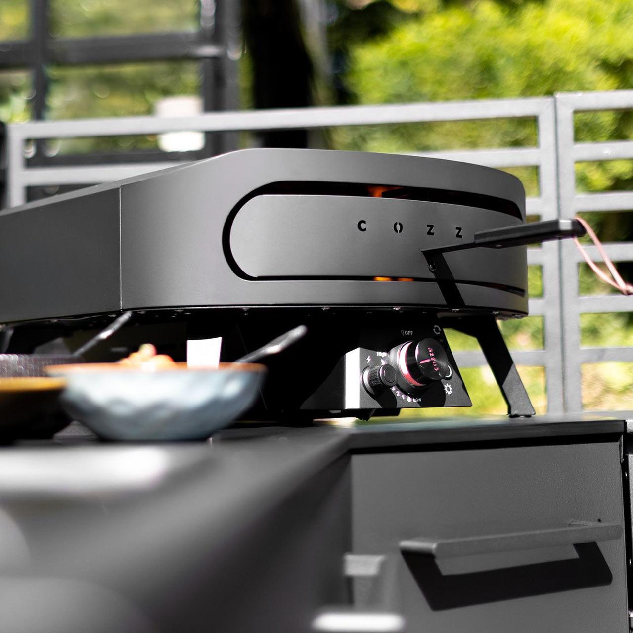 Gas Pizzaofen Cozze 17 Zoll Classic Rotate Black Edition, 50 mBar inkl. drehbarem Pizzastein & Hitzeschild