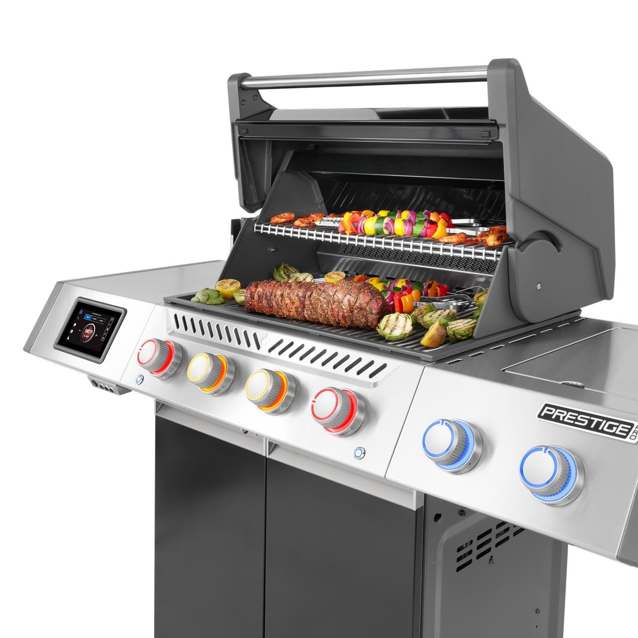 Gasgrill Napoleon Prestige PRO 500 Connected Schwarz, inkl. Drehspieß (2026)