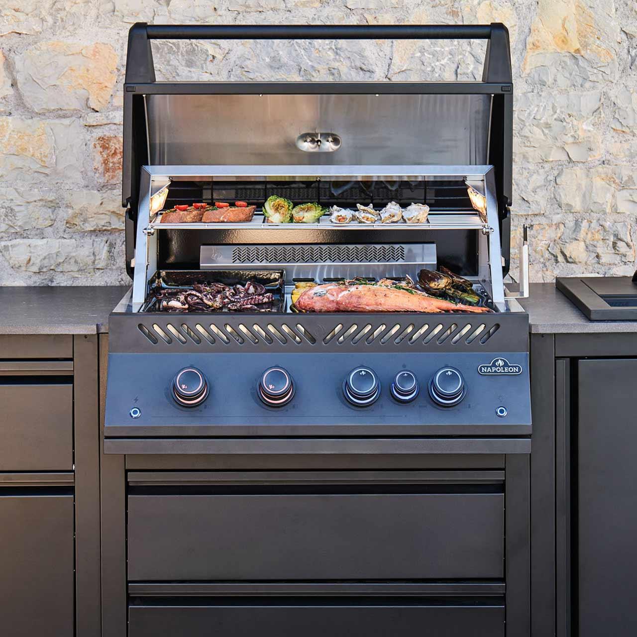 Napoleon Einbau Gasgrill 700-Series 32 Zoll BIG32RBPMK-1 für Outdoorküche, inkl. Drehspieß