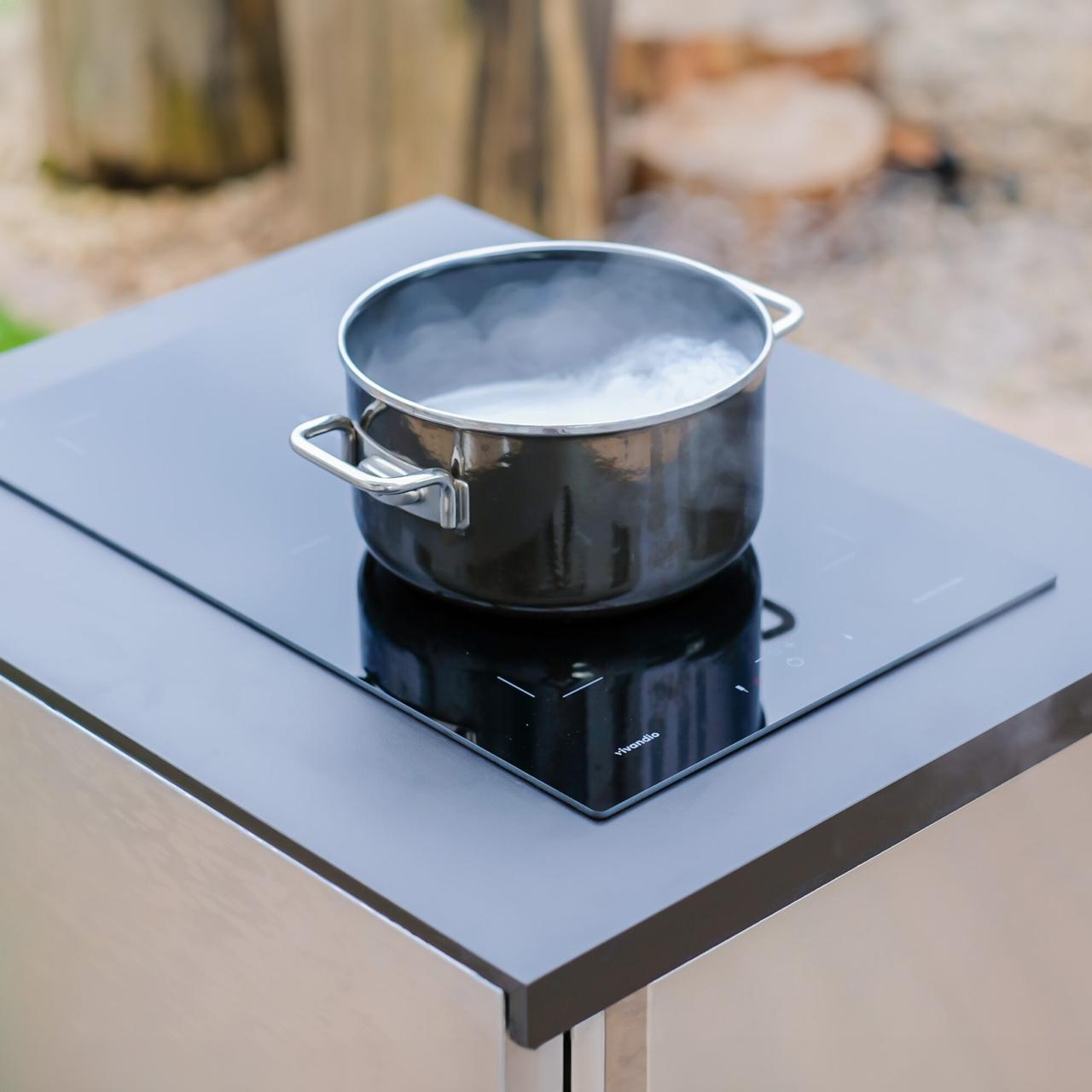 Outdoorküche vivandio quub / Outdoor Kochstation mit Induktionskochfeld - Ausführung: silber - Mobilität: mit Stellfüßen