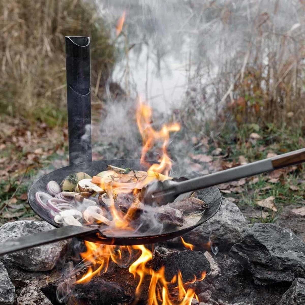 Petromax Lagerfeuer-Halterung Schmiedeeiserne Pfannen