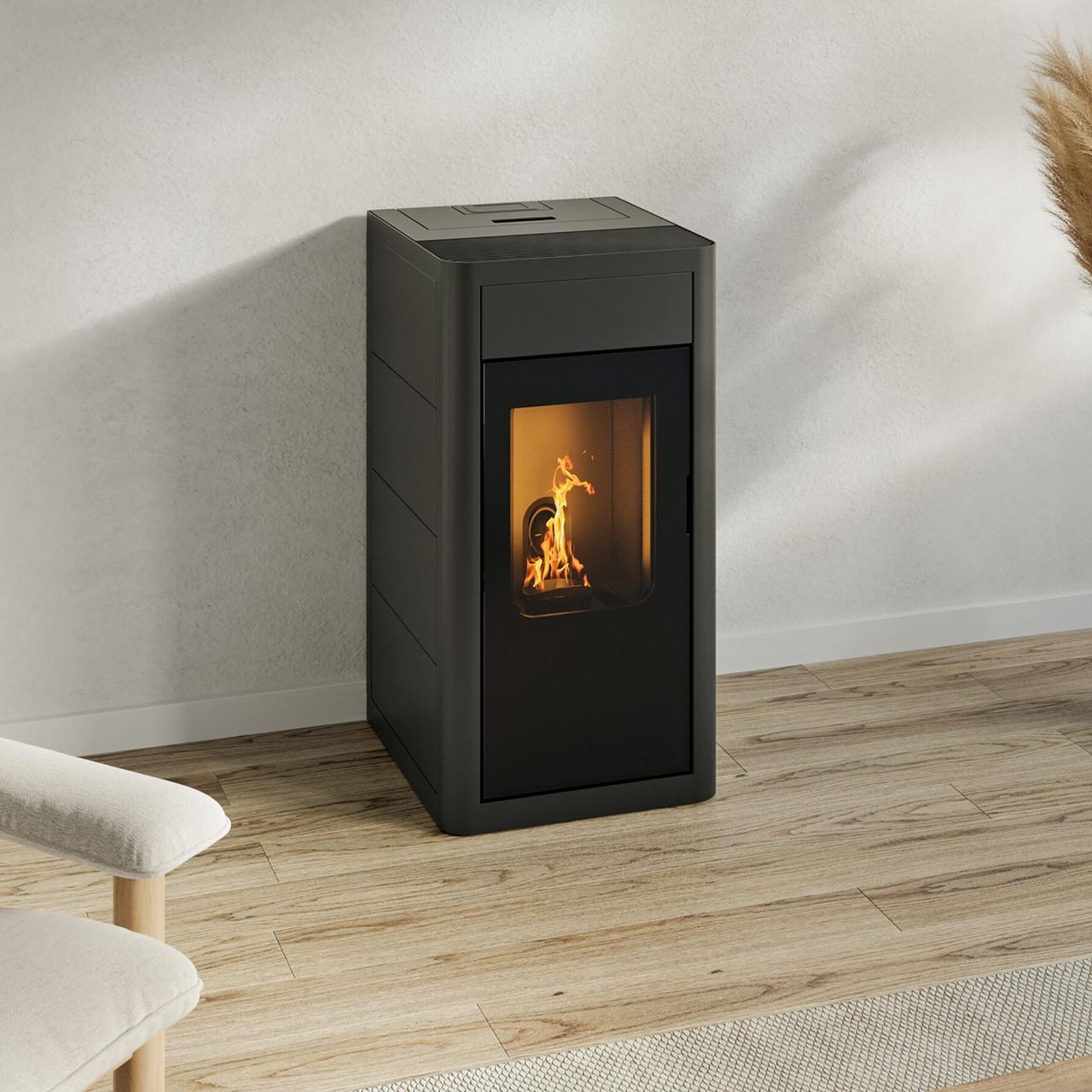 Königshütte Pelletofen INDUS 6kW - Kompakt, effizient und mit automatischer Steuerung für modernes Wohnen