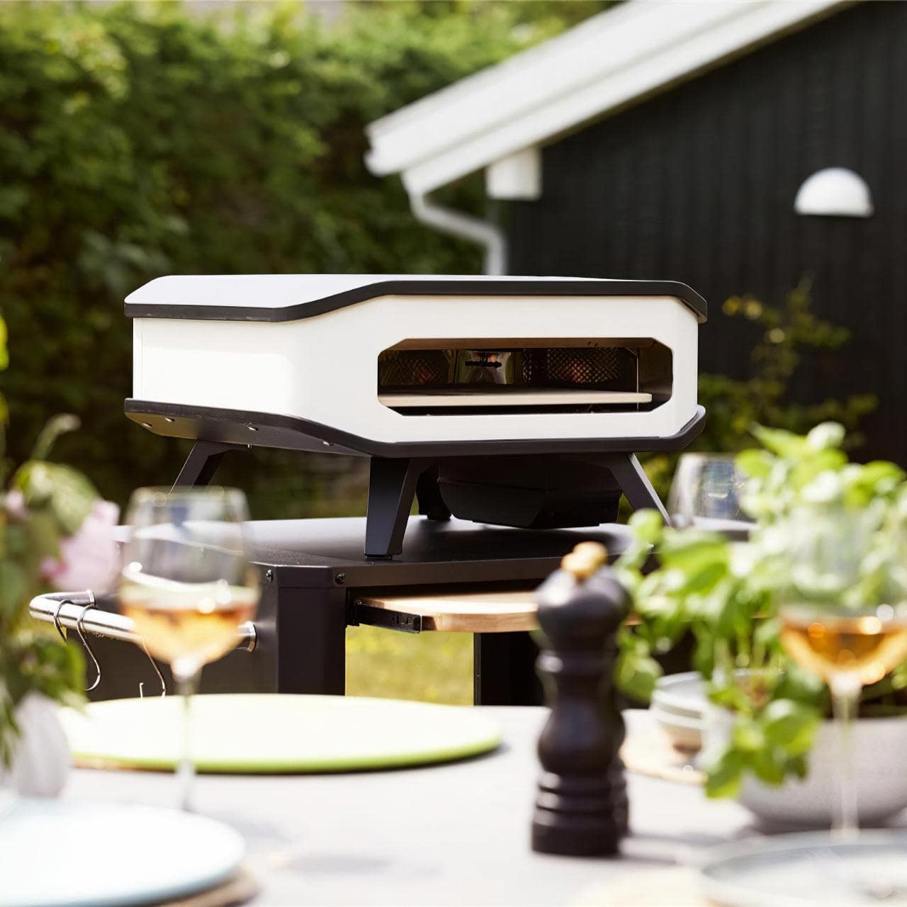Elektro Pizzaofen Cozze 13 Zoll, 2200 Watt inkl. Hitzeschild