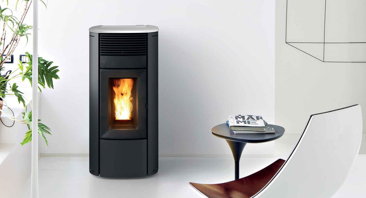 Pelletofen MCZ Club Absolute Comfort Air Matic 12 Core R Montagebeispiel