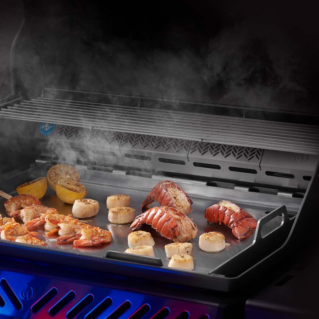 Grillzubehör Napoleon Edelstahl Grillplatte Plancha für Rogue und Freestyle 425