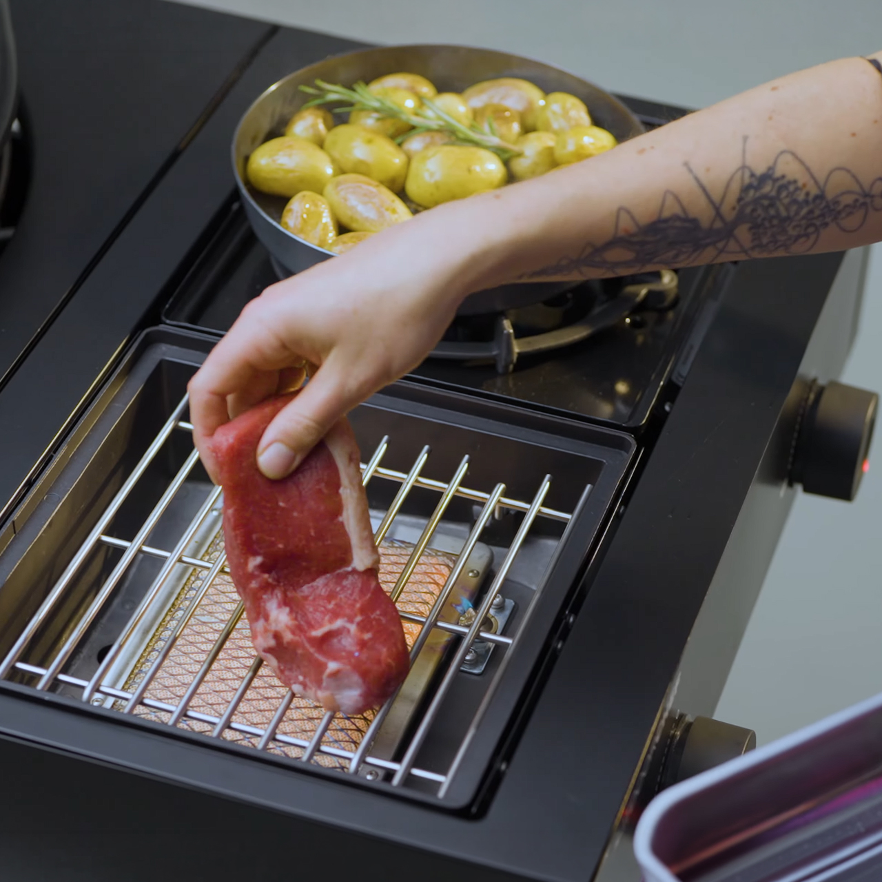 Beide Brennerzonen Outdoorchef Arosa