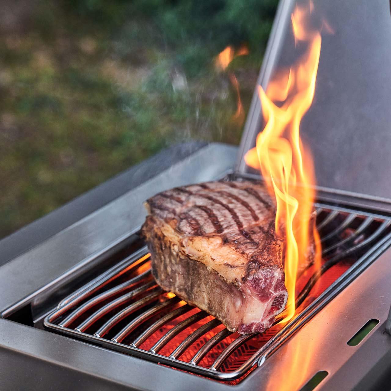 Gasgrill Napoleon Prestige 500 Edelstahl mit SIZZLE ZONE und Heckbrenner (2026) Bundle inkl. 2 Unterschränke