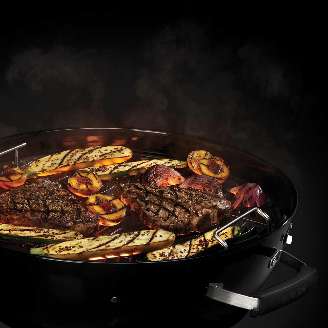 Kugelgrill Napoleon NK22K-LEG-3, Holzkohlegrill DN 57 cm