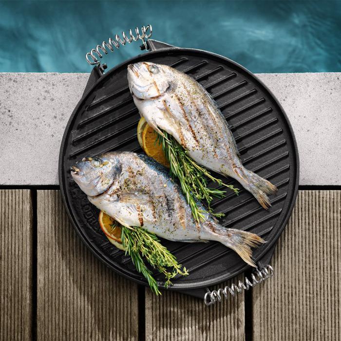 Grillzubehör Outdoorchef 2-seitige Grillplatte M Gusseisen