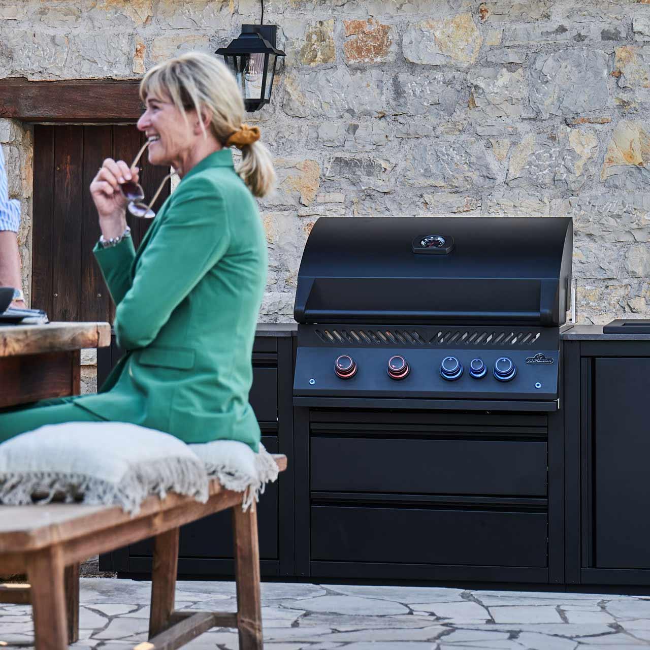 Napoleon Einbau Gasgrill 700-Series 32 Zoll BIG32RBPMK-1 für Outdoorküche, inkl. Drehspieß