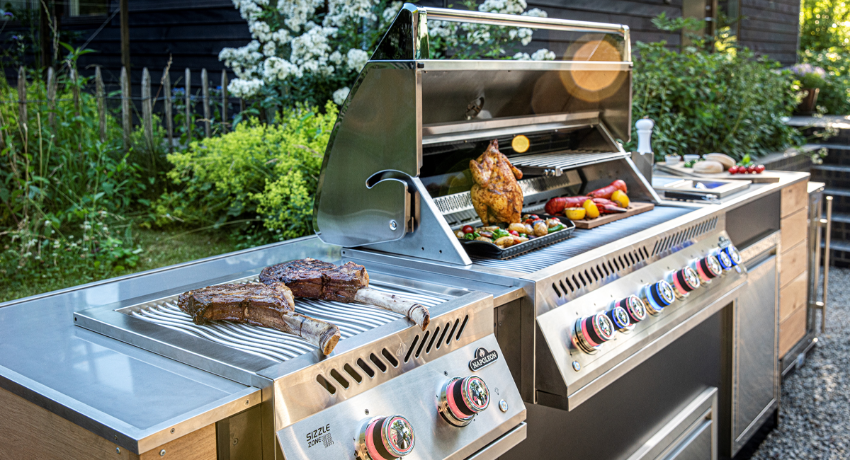 Napoleon Einbaugrill mit Sizzle Zone
