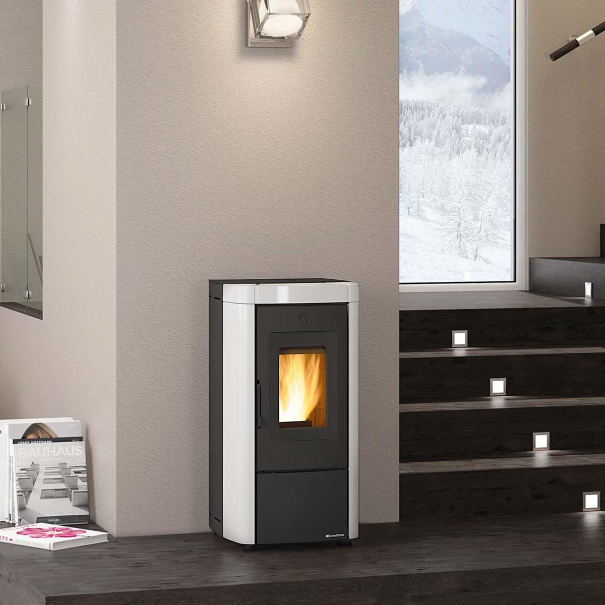 Pelletofen Extraflame Prestige Line Moira Evo mit 7 kW - Verkleidung: weiß
