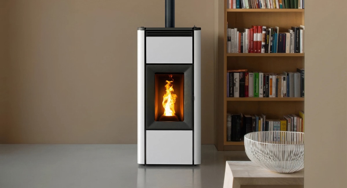 Pelletofen MCZ Mida Air 6 XUP! S2 5S Montagebeispiel Pelletofen MCZ Mida Air 6 XUP! S2 5S