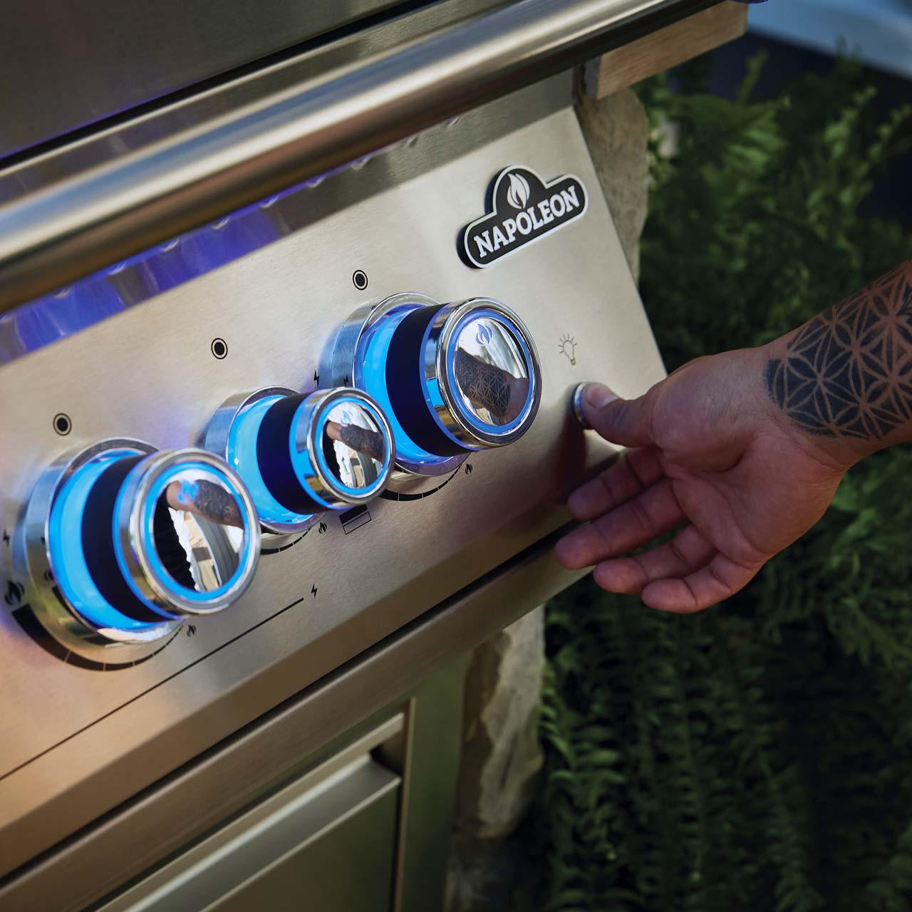 Napoleon Einbau Gasgrill 700-Series 32 Zoll BIG32RBPSS-1 für Outdoorküche, inkl. Drehspieß