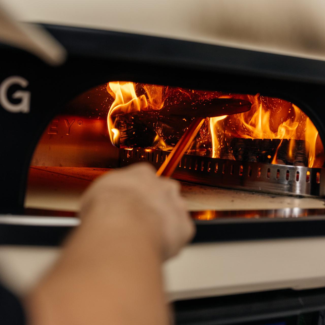 Pizzaofen Gozney Dome Gen 2.0 Dual Fuel - Ausführung: Bone