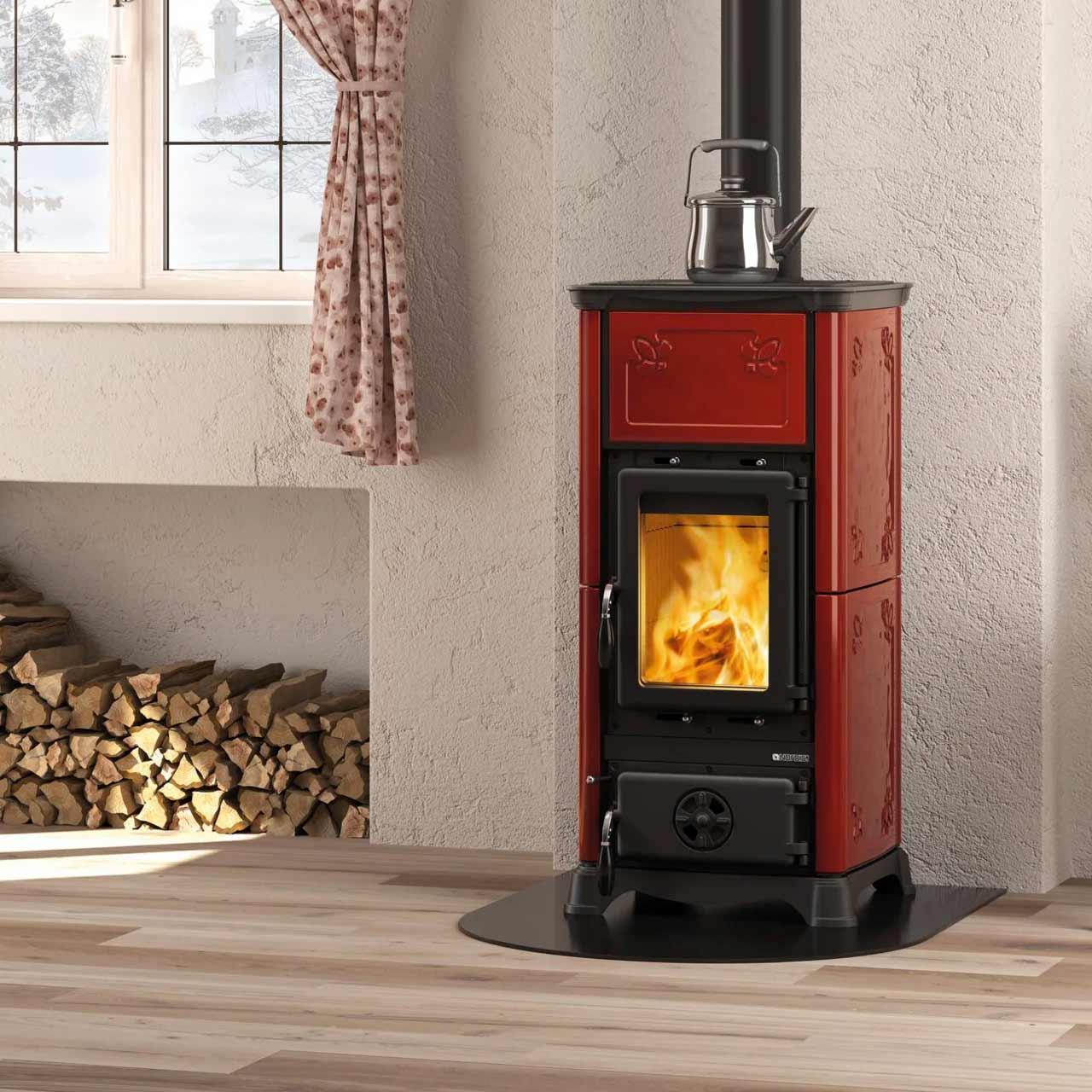 Kaminofen La Nordica Emiliana.165 6,5 kW - Ausführung: Majolica Bordeaux