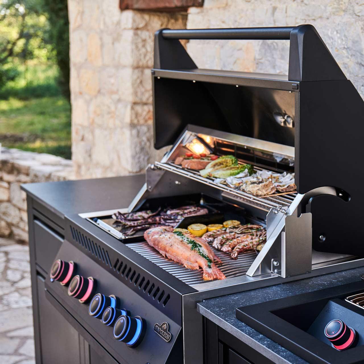 Napoleon Einbau Gasgrill 700-Series 32 Zoll BIG32RBPMK-1 für Outdoorküche, inkl. Drehspieß