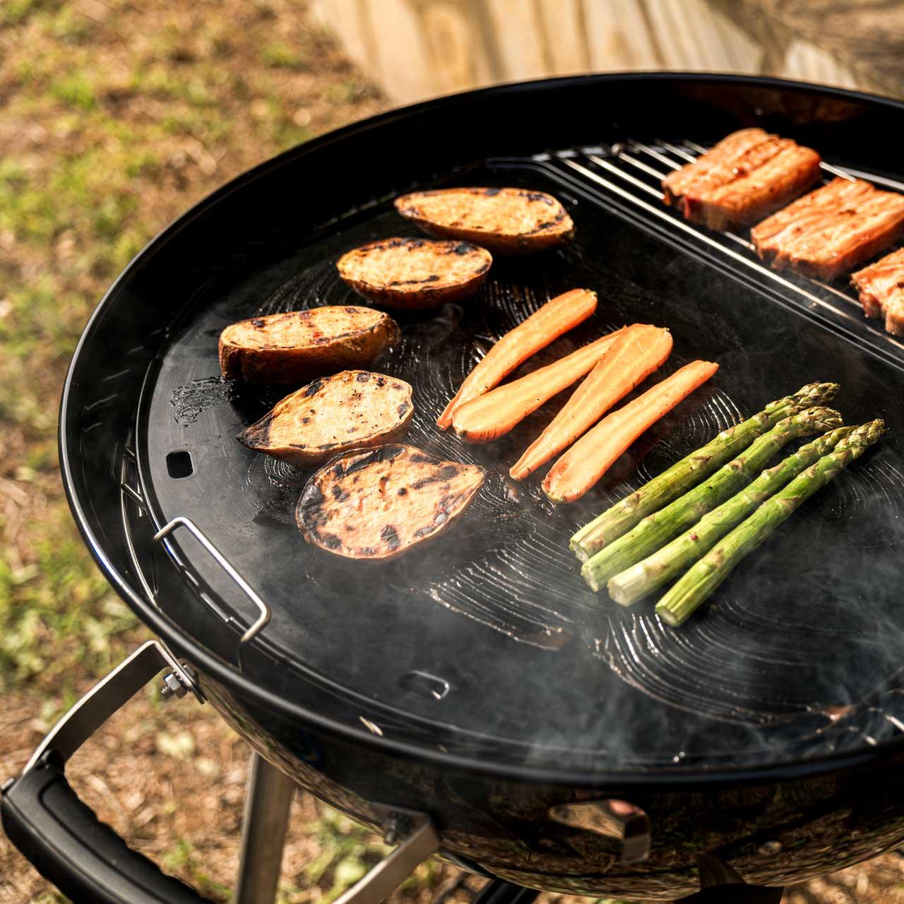 Kugelgrill Napoleon NK22K-LEG-3, Holzkohlegrill DN 57 cm