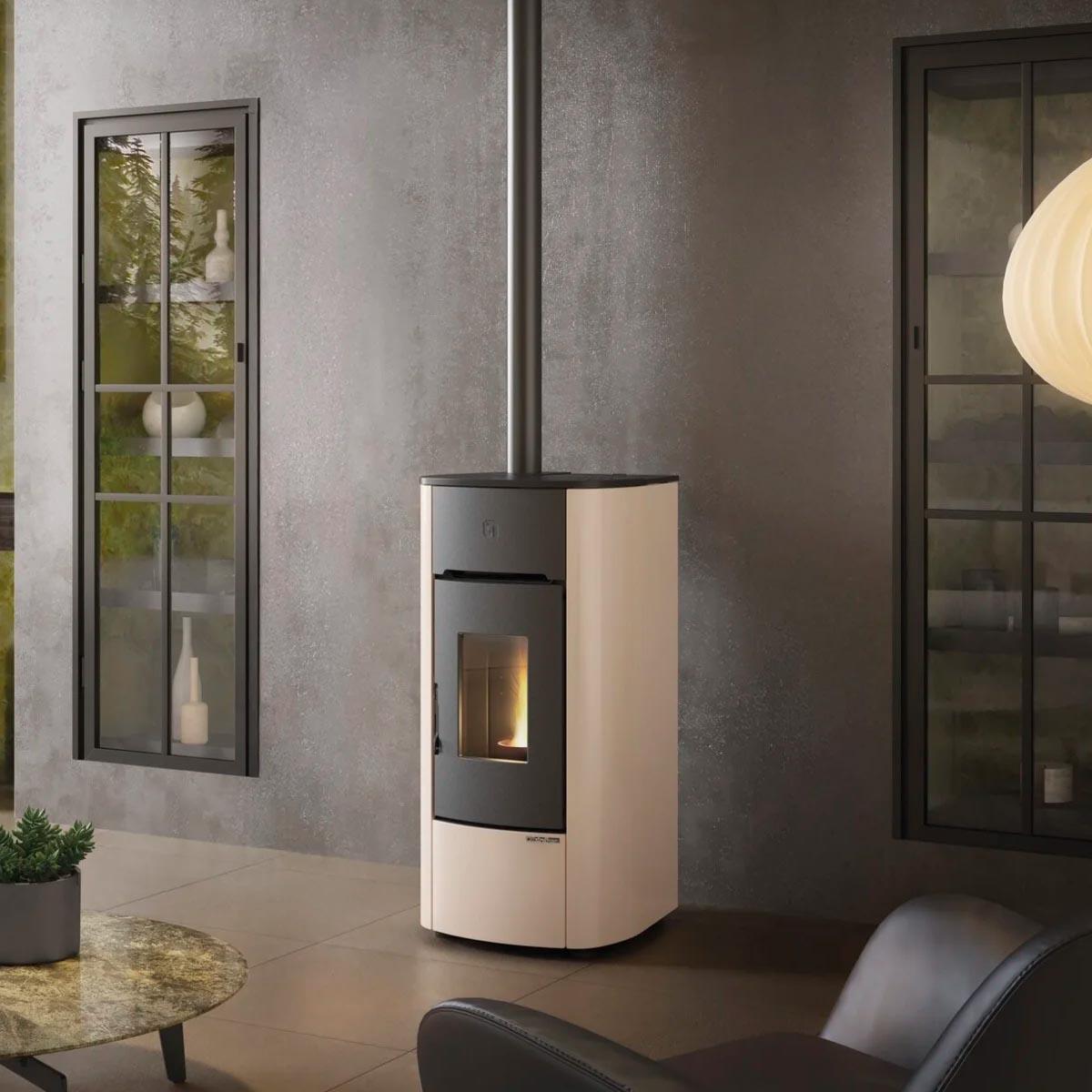 Pelletofen Extraflame Prestige Line Angelica Evo mit 8 kW - Verkleidung: schwarz