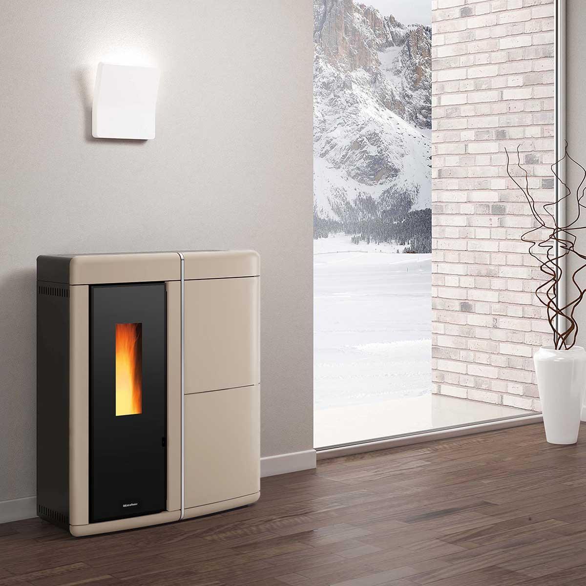 Pelletofen wasserführend Extraflame Evolution Line Evelyne Idro 2.0 mit 18 kW - Verkleidung: taupe