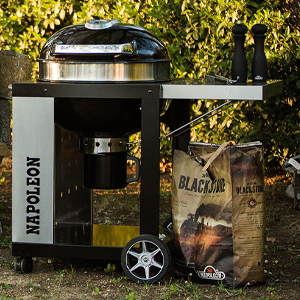 Holzkohlegrill mit Grillwagen