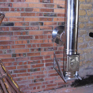 Innenliegender Edelstahlschornstein